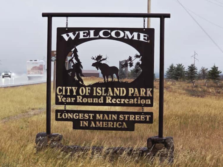 Island Park Idaho Welcome Sign Longest Main Street In America